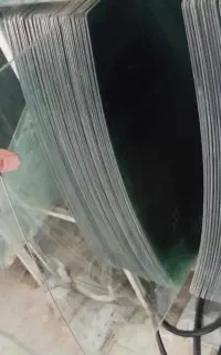 شیشه عقب پرایدوعقب پژو استوک