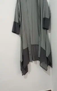 مانتو جلو باز
