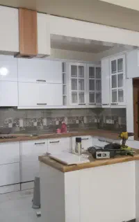 طراحی،ساخت،تعمیر انواع کابینت و کمد دیواری و..