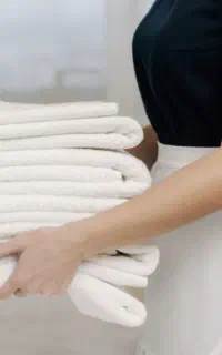 به یک خانم جهت انجام امورات منزل نیارمندیم