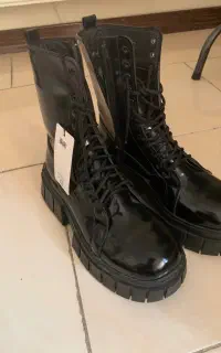 بوت ورنی مردانه برشکا(مدل چانکی یا اوورسایز)