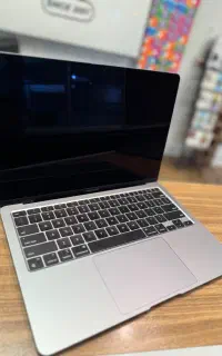 MacBook Air 13inch M1 2020
