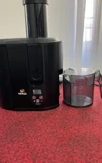 آب میوه گیری تک کاره مونزا مدل M-J1031