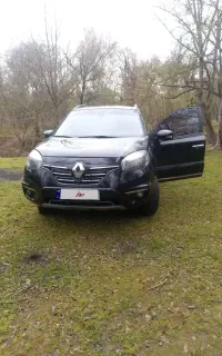 رنو کولئوس مدل ۲۰۱۴ درحد صفر