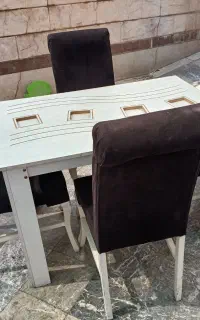میز ۴ نفره