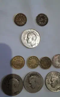 تعداد سکه پهلوی تاریخ ۳ تا ۲۵۳۶ با یه ۲۵۳۵ هست