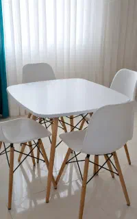میز و صندلی ۴ نفره