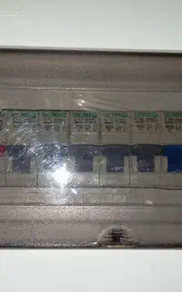 انواع کاربرق ساختمان نصب آیفون سرویس ونصب کولرآبی