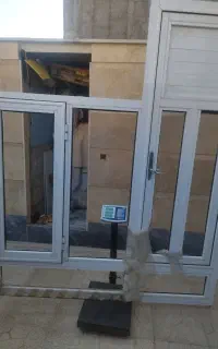 درب و پنجره آلومینیوم