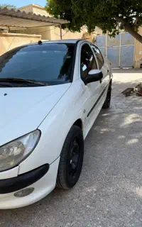 ۲۰۶ sd v8 مدل ۹۴