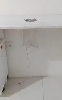 دو عدد میز کاملا سالم