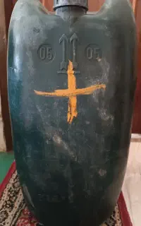 ۸ عدد گالن خارجی ۷۰ لیتری