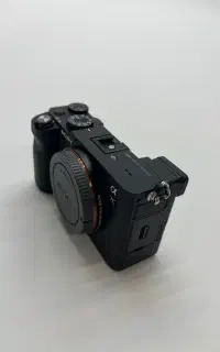 دوربین آلفا 7c