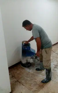 کفسابی و دیوارشویی