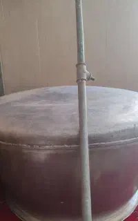 دوتا دیگ بزرگ دست تازچکشی