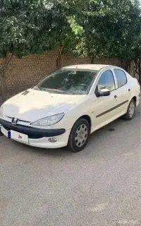 پژو sd ۲۰۶ صندوقدار
