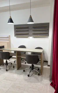 اجاره اتاق ومیز وصندلی درسالن زیبایی مروئه