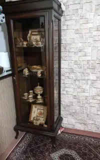 بوفه چوب راش کاملا سالم ومحکم
