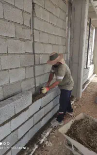 بنا و کاشیکار و سفتکار هستم در گنبد