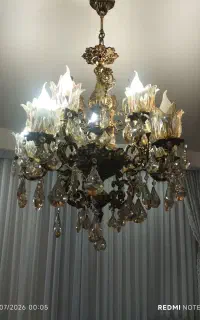 لوستر5شاخه 10شعله نگین دارباشرابه و بدون لامپ ها