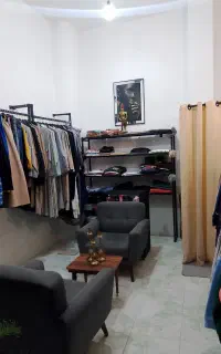 واگذاری کلیه اجناس با لوازم و رگال