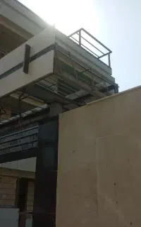 کارگر ساده برای سنگ کاری