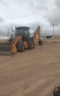 اجاره بیل مکانیکی محمدنژاد چرخ لاستیکی وچرخ زنجیری