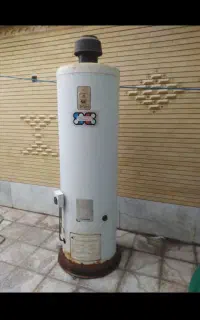 آبگرمکن بزرگ ایستاده