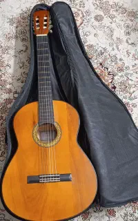 گیتار یاماها c40