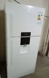 تعداد زیادی یخچال برای فروش هست(۱۰۰مدل)