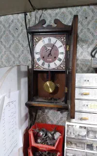 ساعت دیوارعتیقه