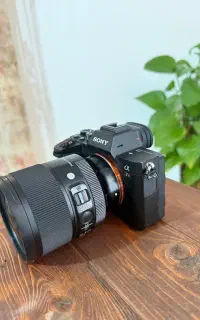 دوربین سونیRVI 7 مارک فور لنز ۲۴ سیگما