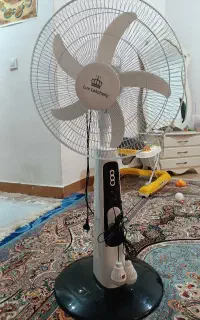 پنکه شارژی ایستاده