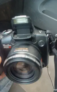 دوبین کانون صحیح سالم