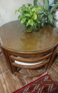 میز نهارخوری ۴ نفره