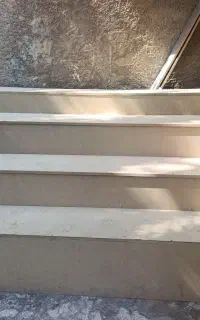 جای کفشی برا مغازه کفش فروشی