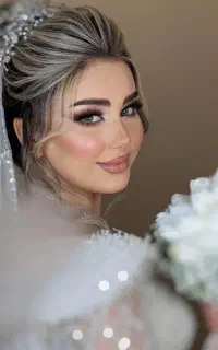 همراهی ویژه و عروس (تخفیف میکاپ وشینیون زلف تخصصی)