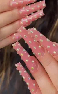 کاشت ناخن میندال فقط ۷۰۰ تومن