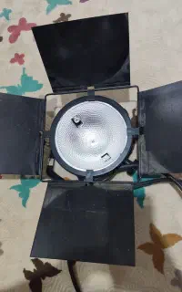 نور تخت جهت نورپردازی و عکاسی محیط بیرونی و سالن