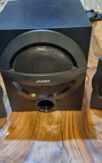 اسپیکر بلوتوثی برند F&D مدل A140X در حد نو