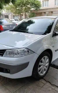مگان ۲۰۰۰ اتومات ۲۰۱۲