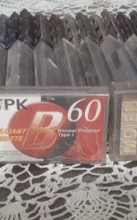 نوار کاست شاد