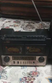 رادیو ضبط قدیمی