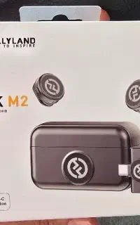 هالی لند lark m2