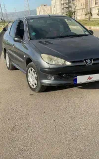 206 Sd v8 بی رنگ