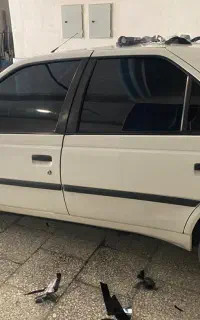 نصب تخصصی شیشه دودی و سلفون چراغ