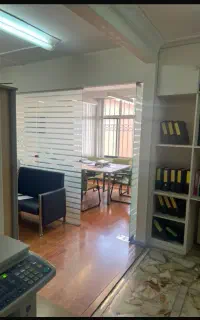۲۵۰ متر /اداری/با بیش از ۸ پارکینگ