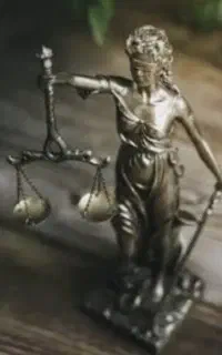 وکیل پایه یک دادگستری