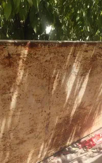 تخت آهنی