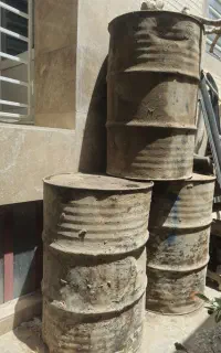 بشکه فلزی ۲۰۰لیتری